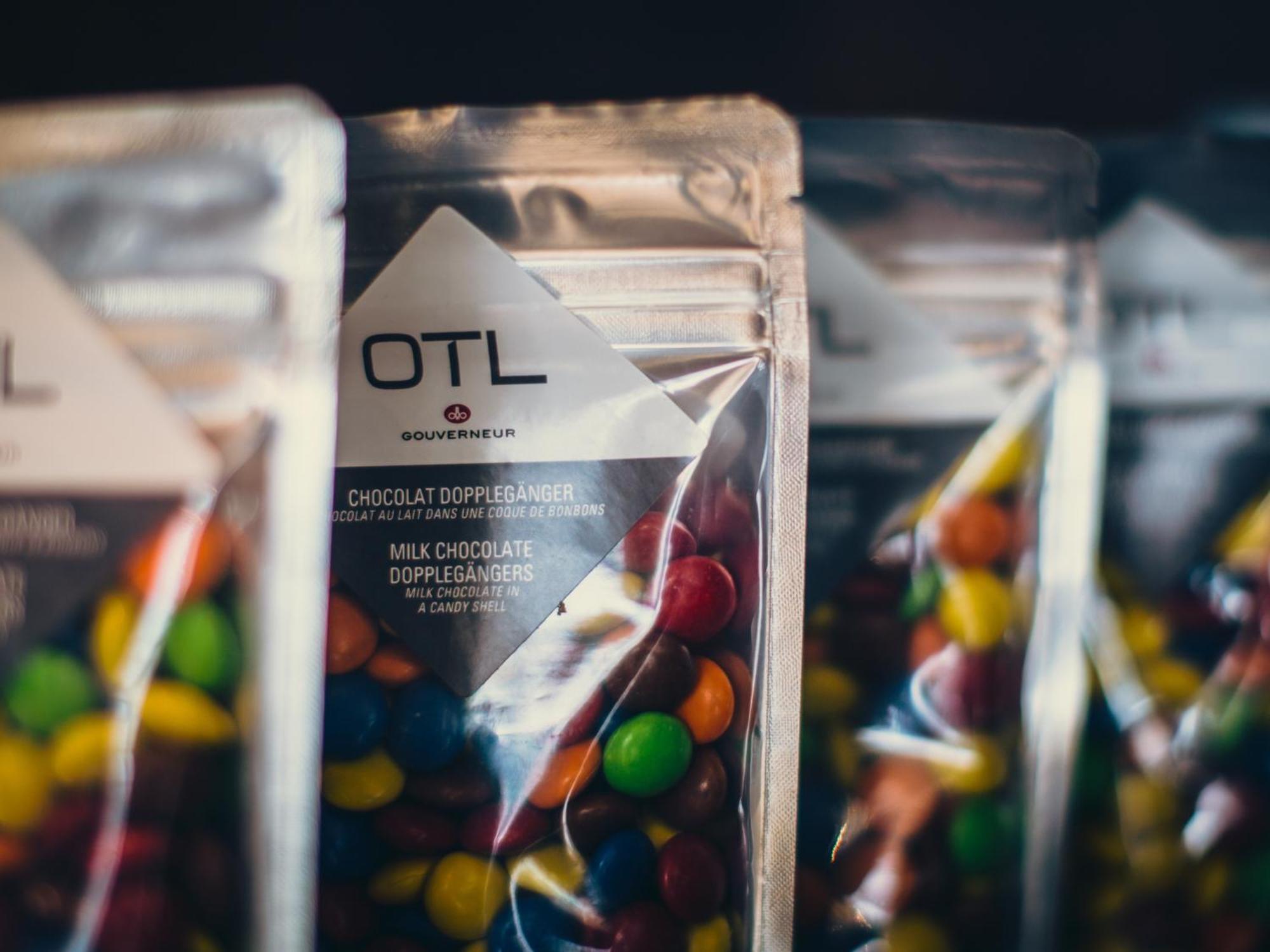 Otl Gouverneur Chicoutimi Εξωτερικό φωτογραφία OTL chocolate